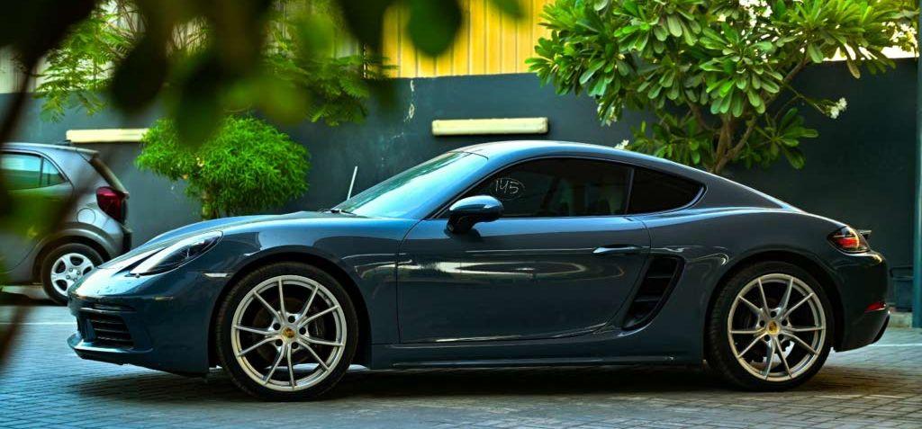 2018 بورش 718