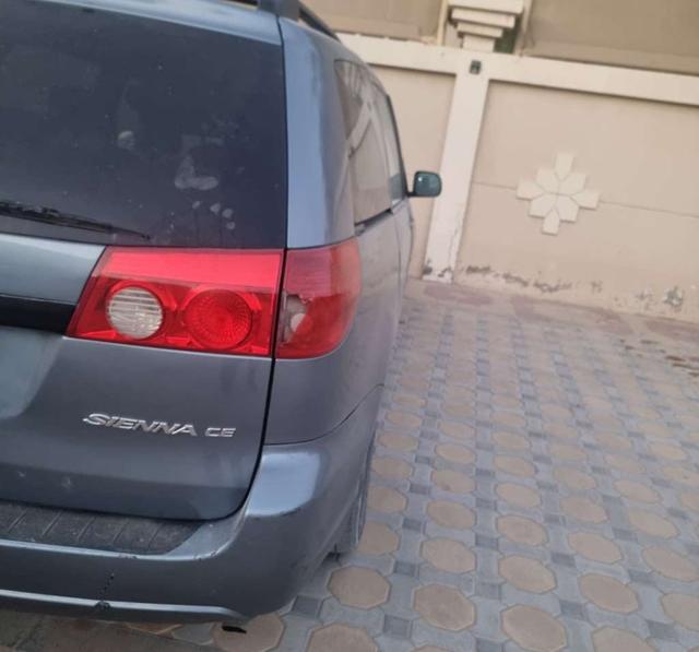 تويوتا سيينا Limited