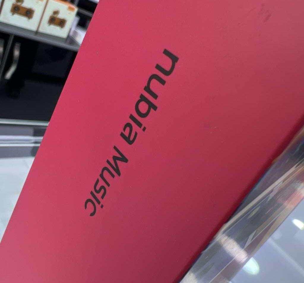 zte nubia music