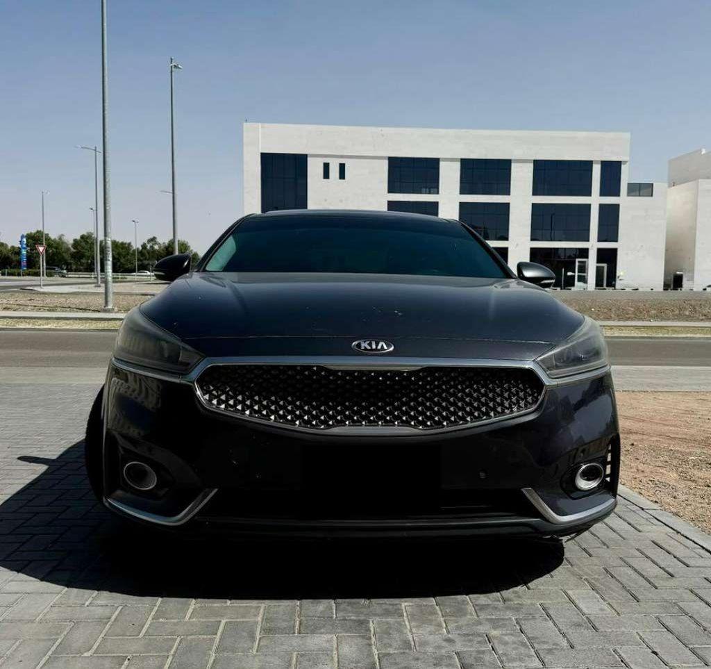 كيا كادينزا Limited