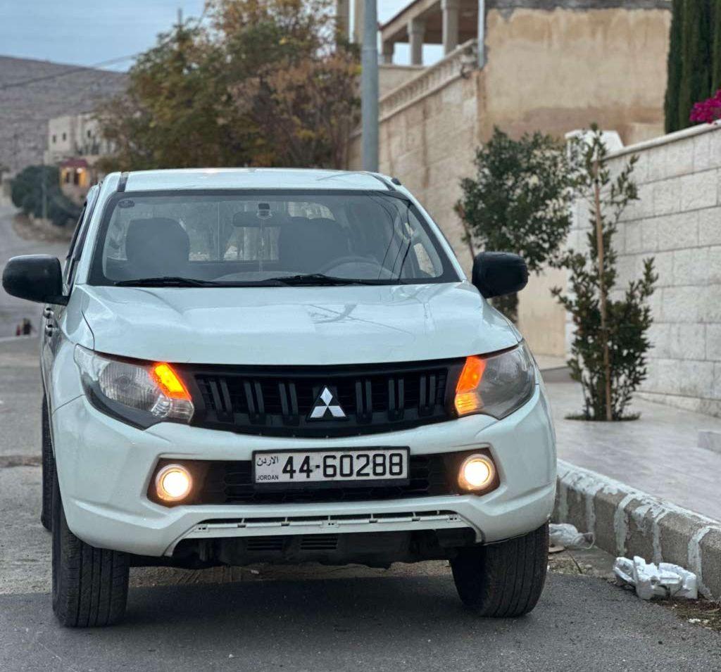 2016 ميتسوبيشي l200
