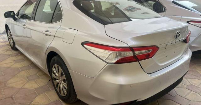تويوتا Camry LE
