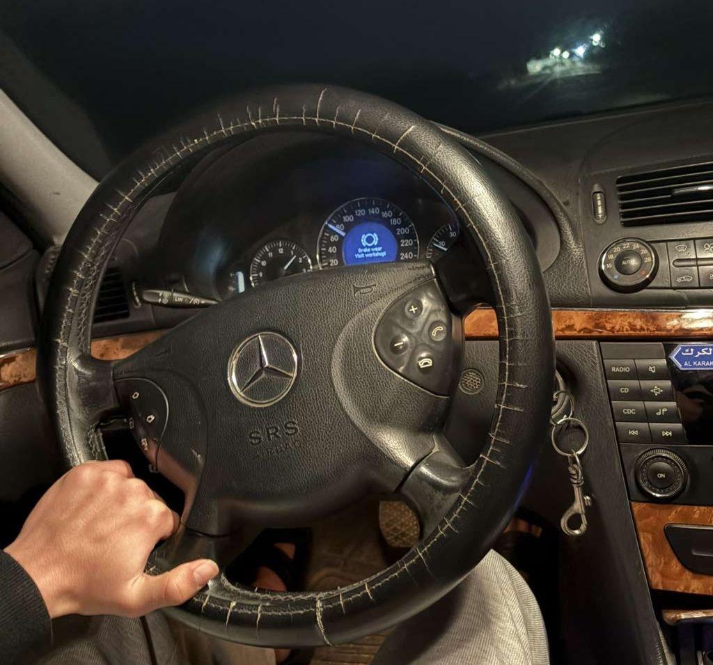 مرسيدس بنز E