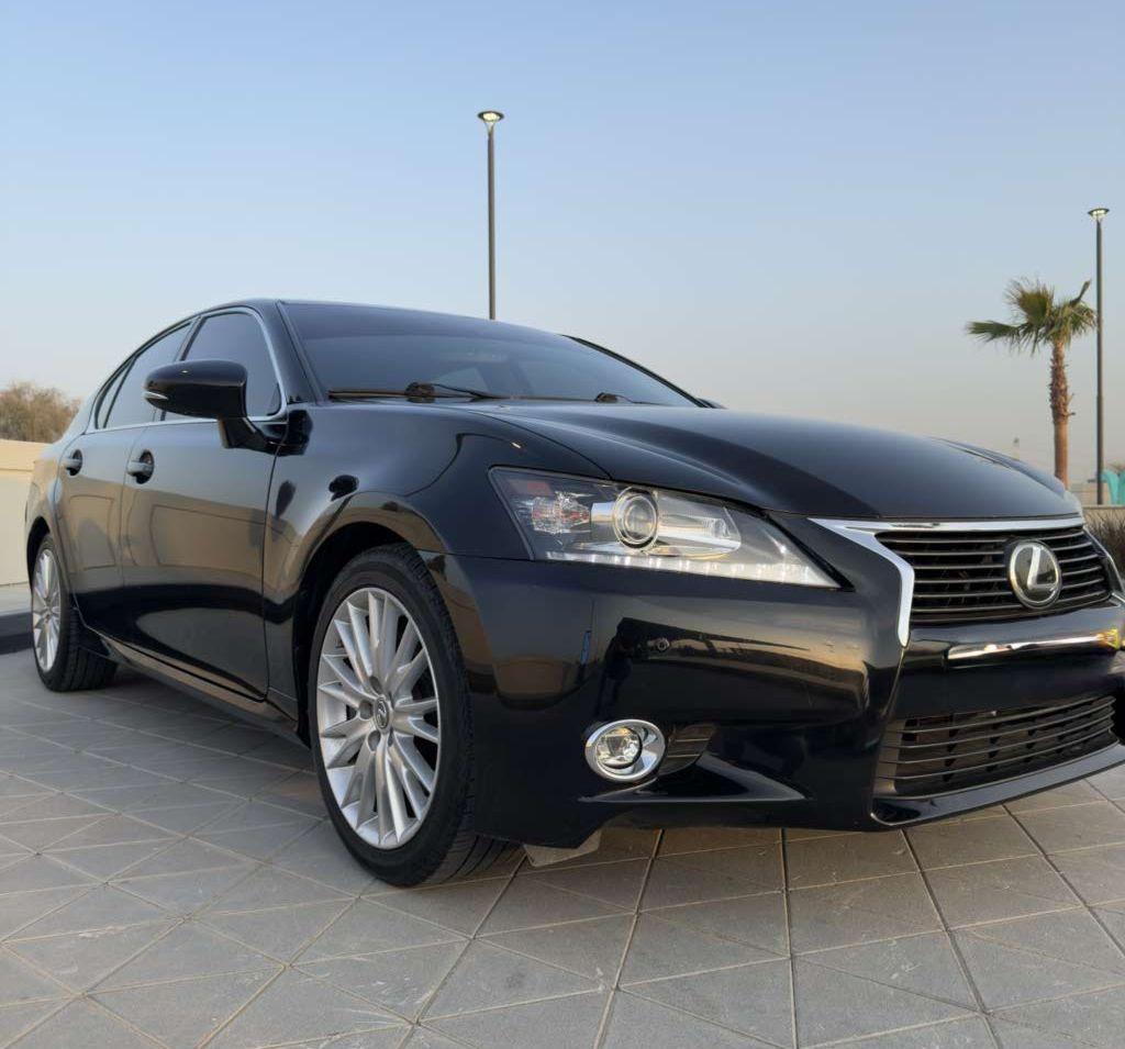 2015 لكزس LS