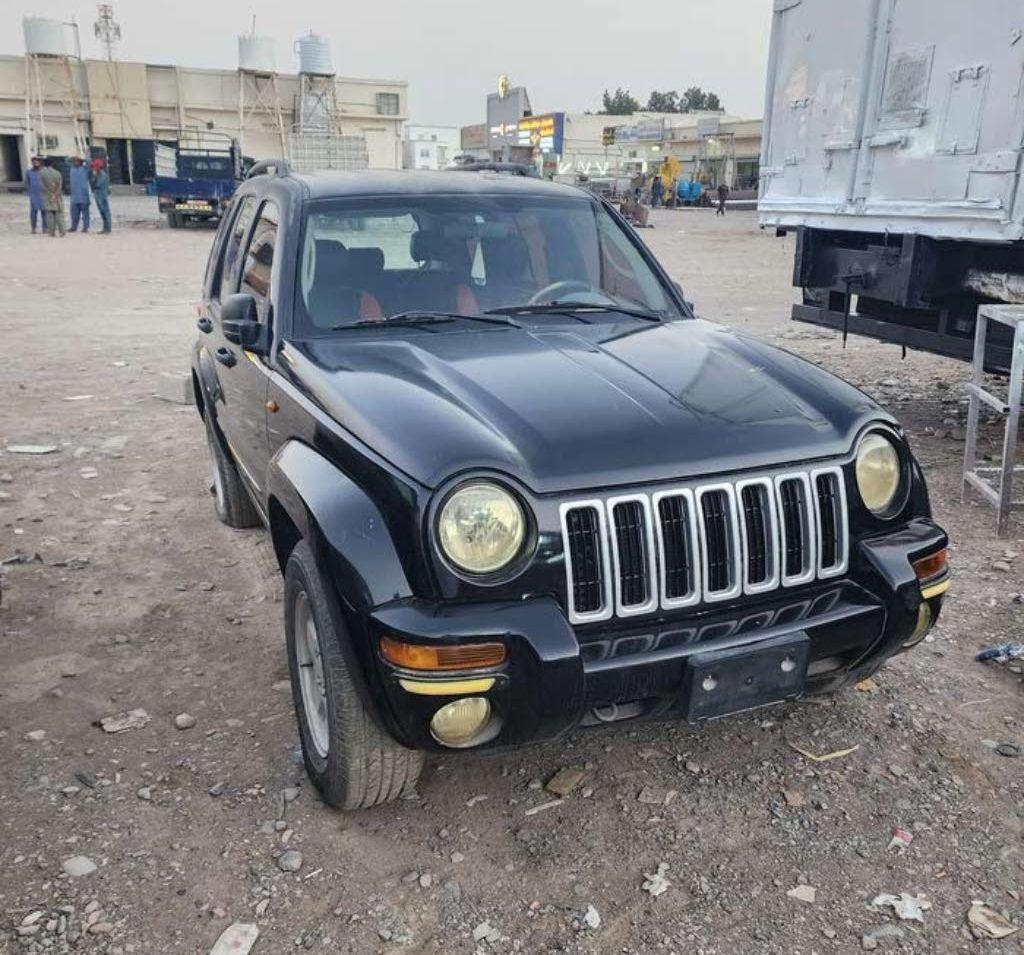 متوفر قطع غيار