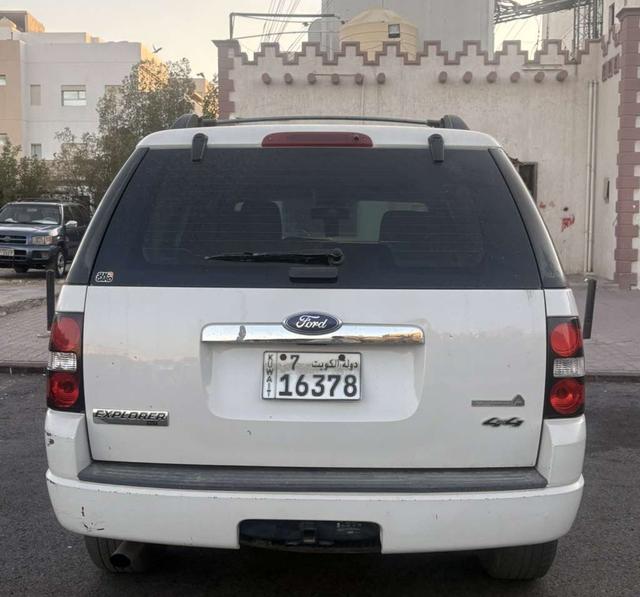 2010 فورد اكسبلورر