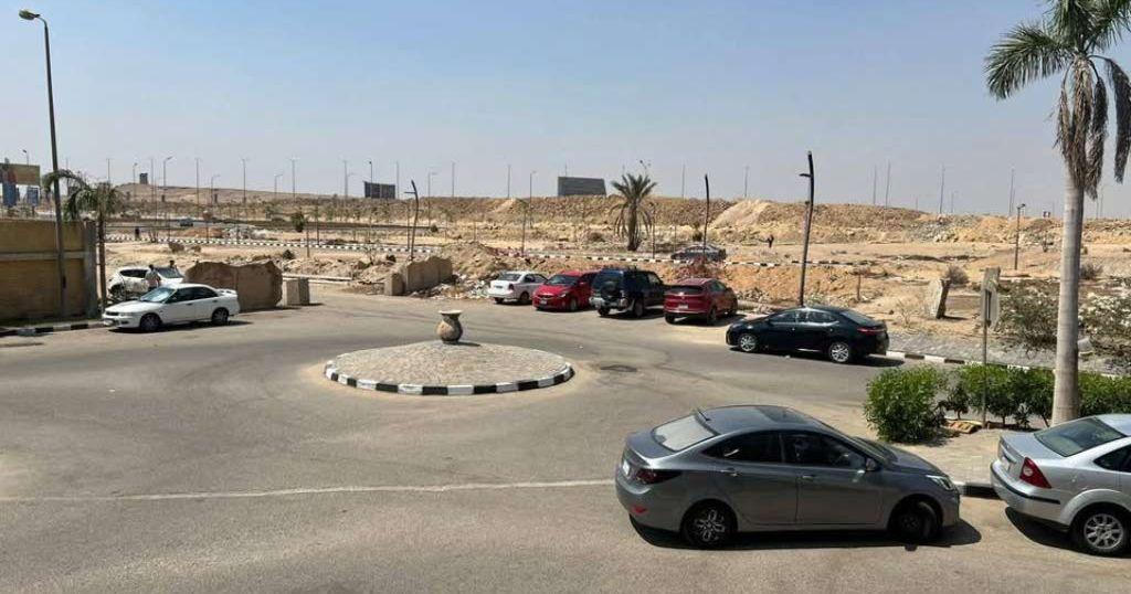 للبيع عقار تجاري