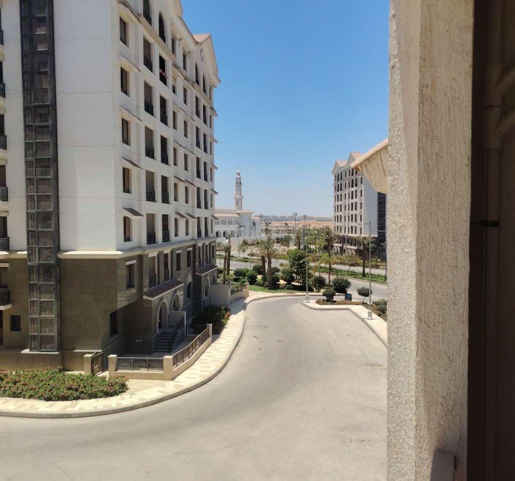 شقه 94 متر