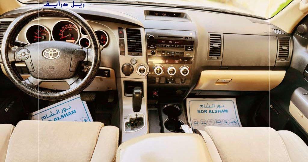 2012 تويوتا سيكويا