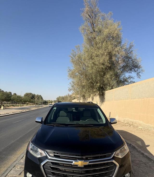 شفروليه ترافيرس للبيع