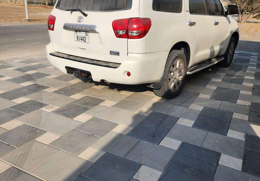 2013 تويوتا سيكويا