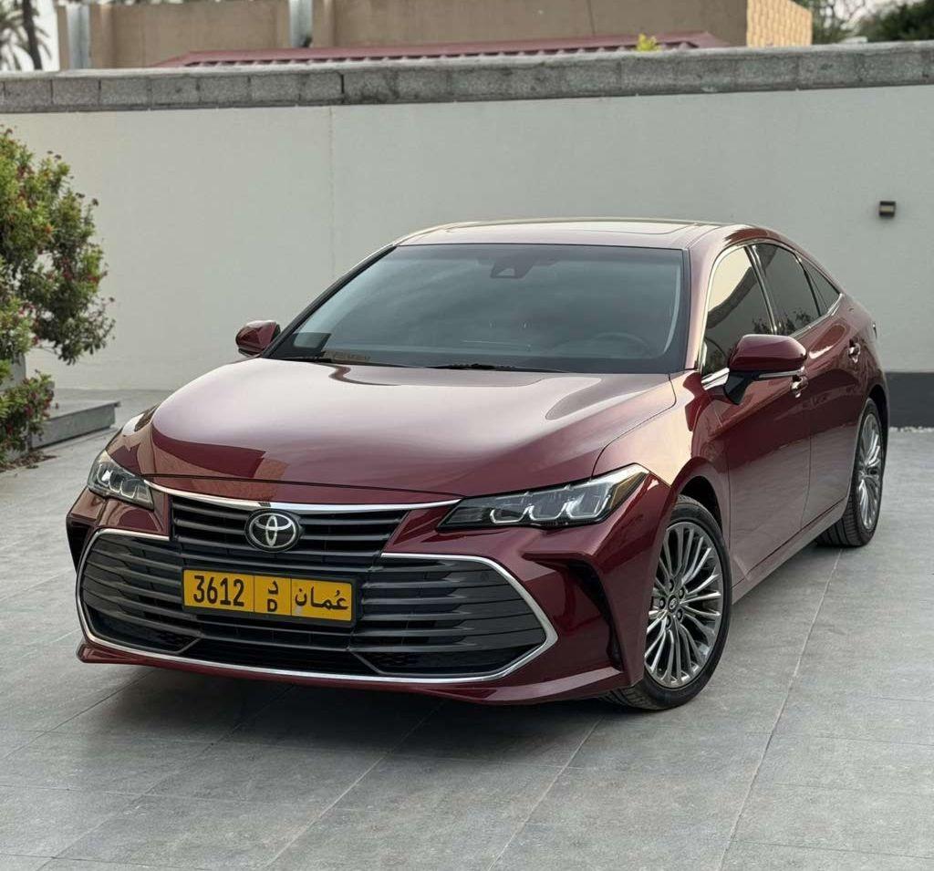 2019 تويوتا افالون