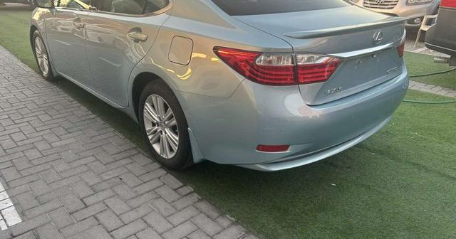 لكزس ES 350
