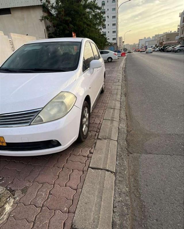 2007 نيسان تيدا