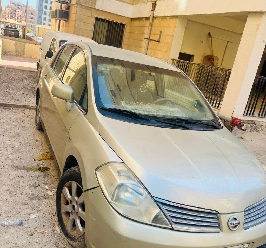 2006 نيسان تيدا