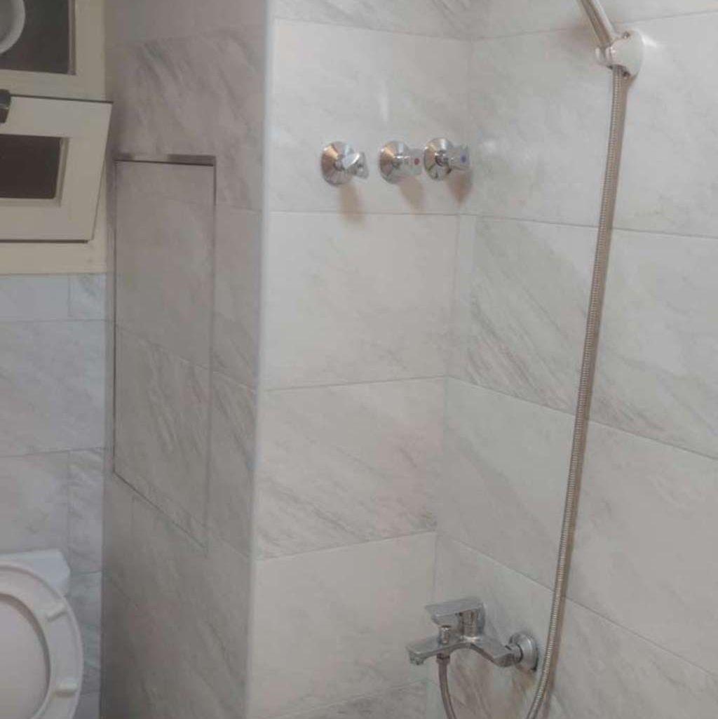 شقق عائلات للإيجار
