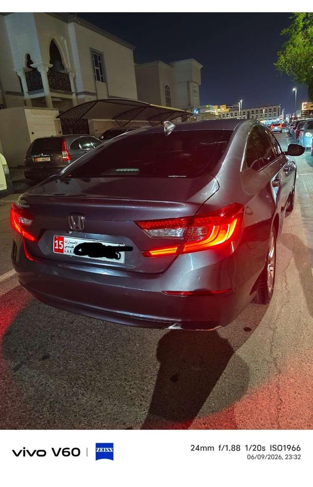 هوندا اكورد LX
