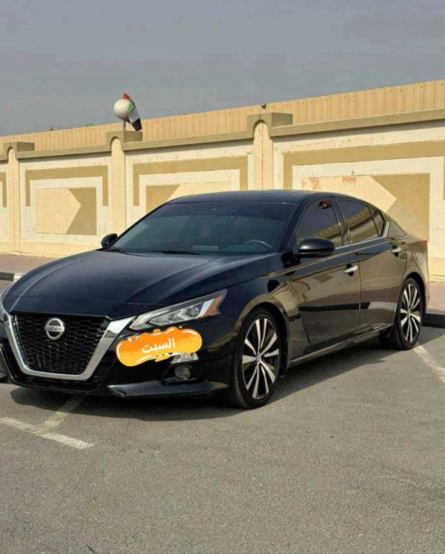 2020 نيسان التيما