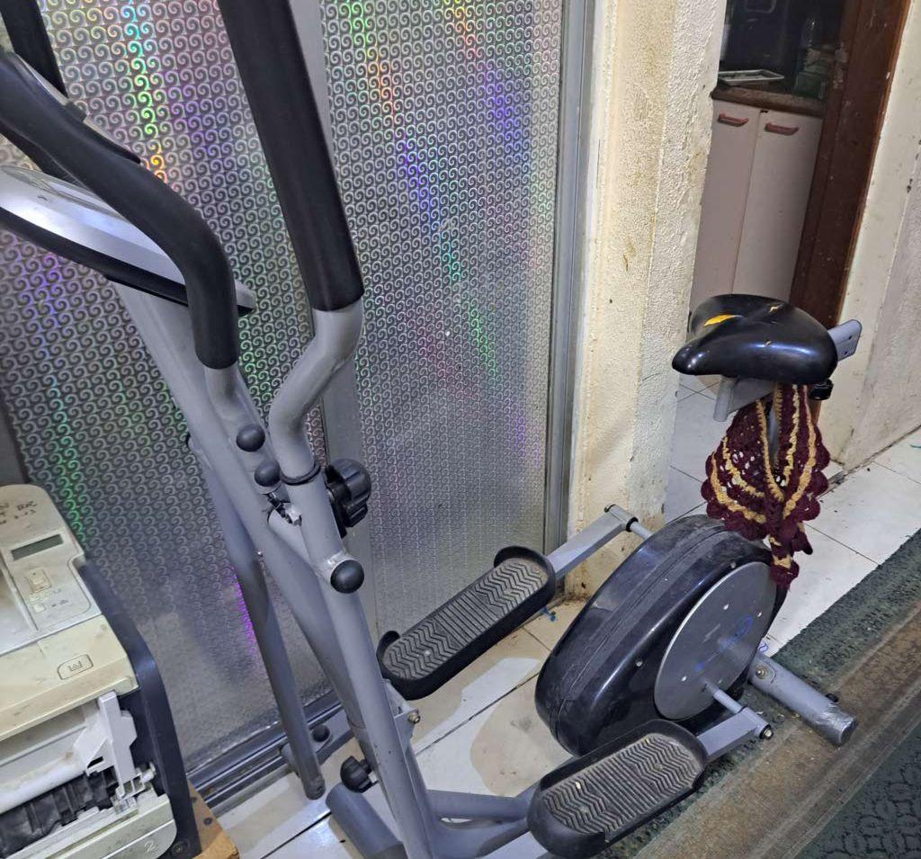 جهاز مشي رياضي