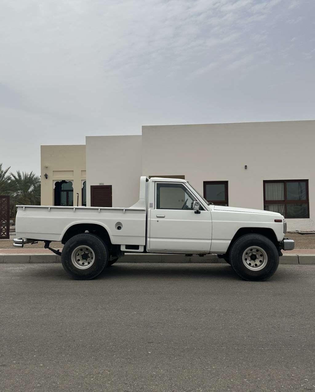 نيسان باترول 1989