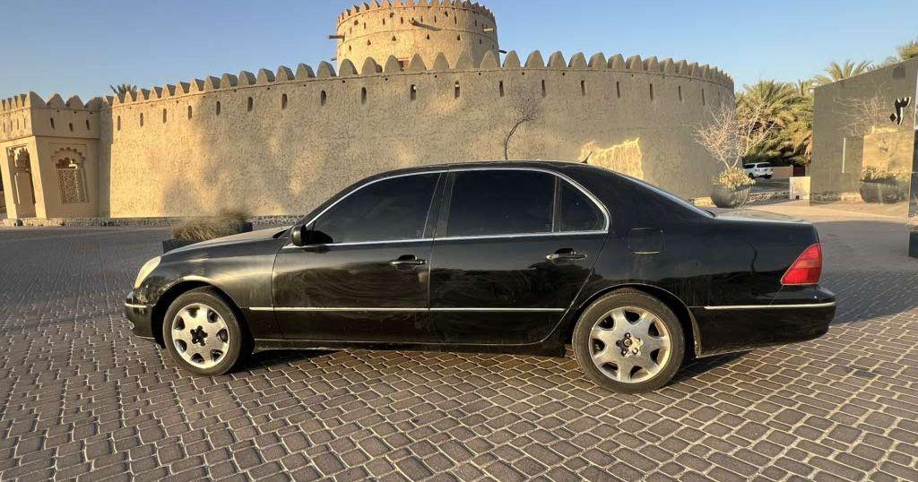 2001 لكزس LS