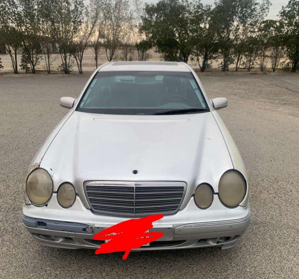 2000 مرسيدس بنز