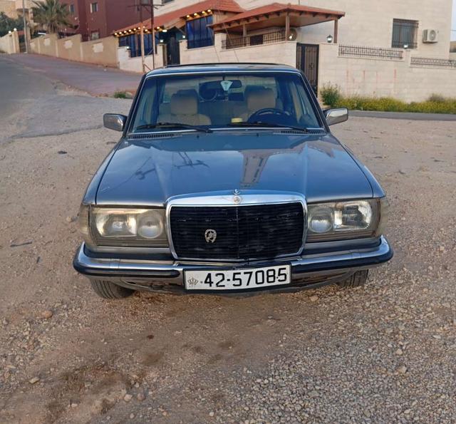 فرصة مرسيدس بنز