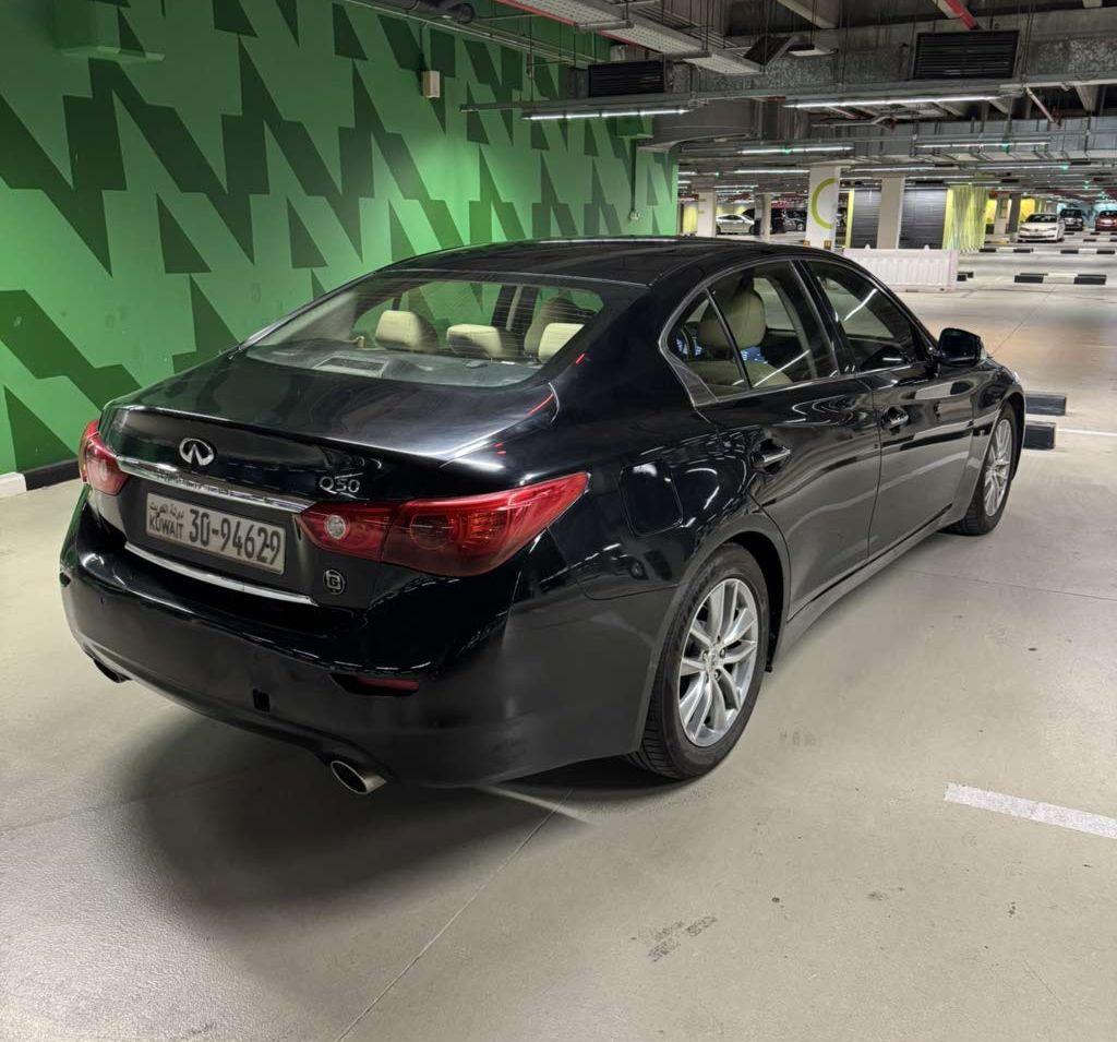 2014 إنفينيتي Q50