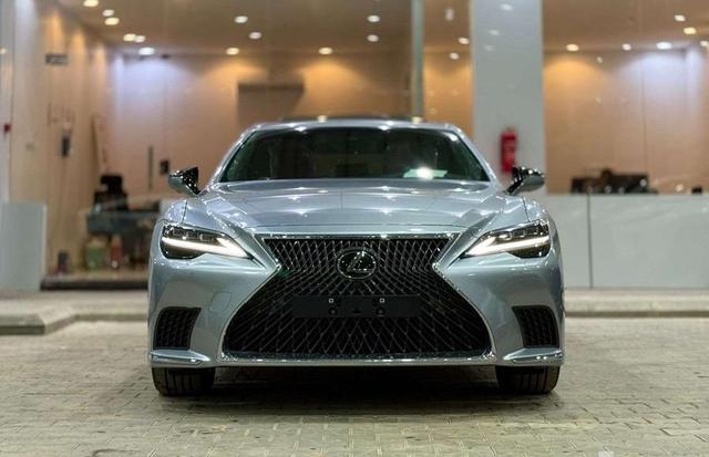 لكزس LS 350