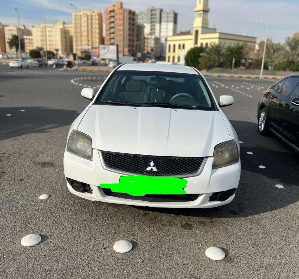 2010 ميتسوبيشي جالنت