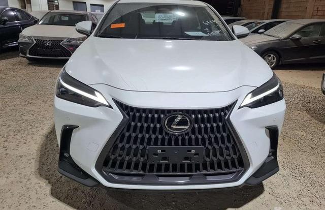 ليكزس NX350 AA