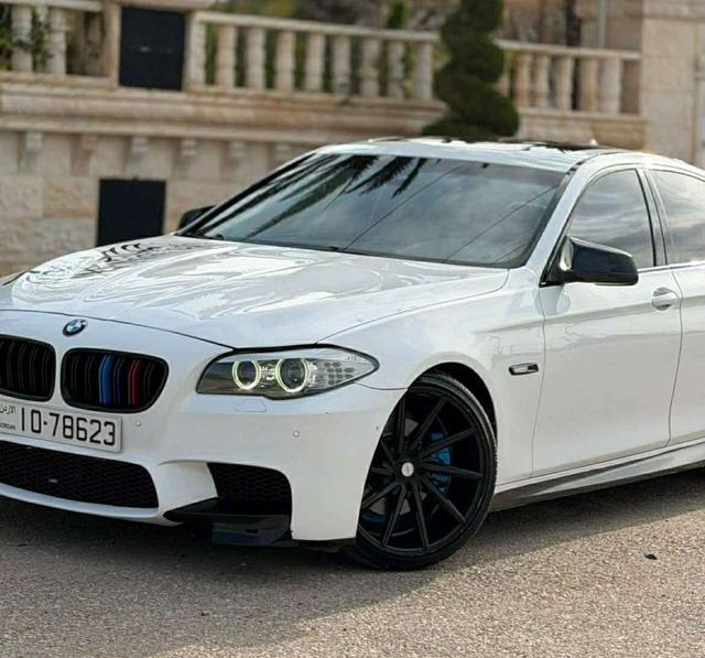 للبيع BMW 525