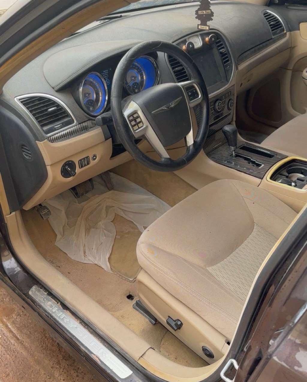 2013 كرايسلر 300