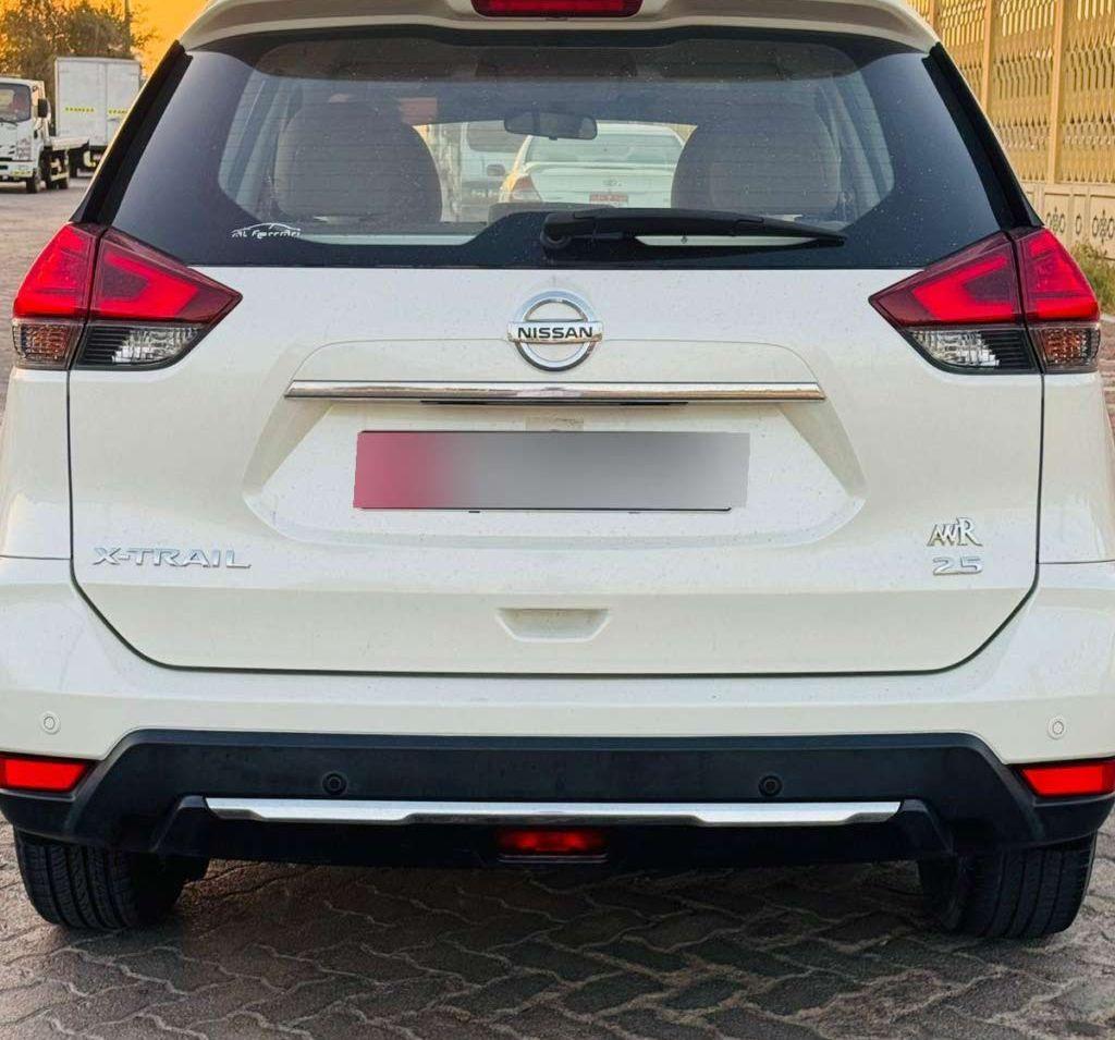 2020 نيسان x