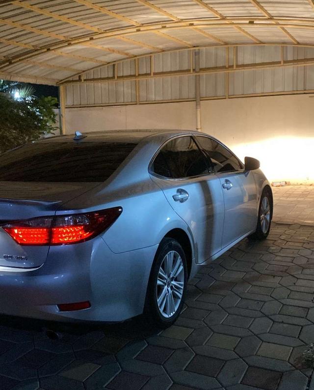 لكزس ES 350