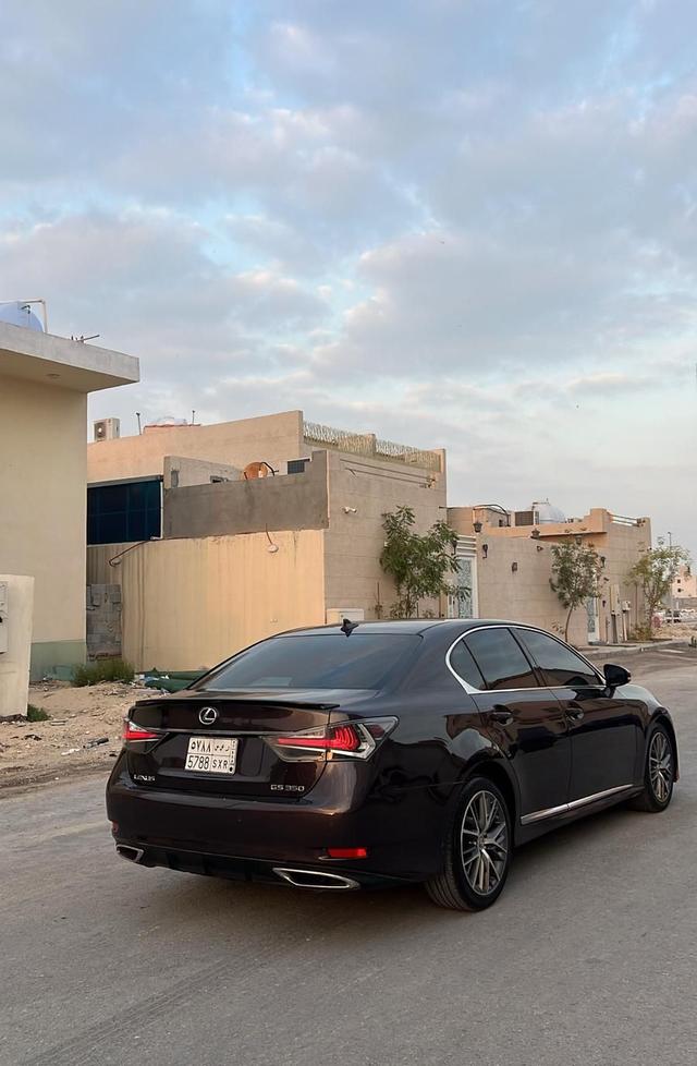 للبيع لكزس gs350
