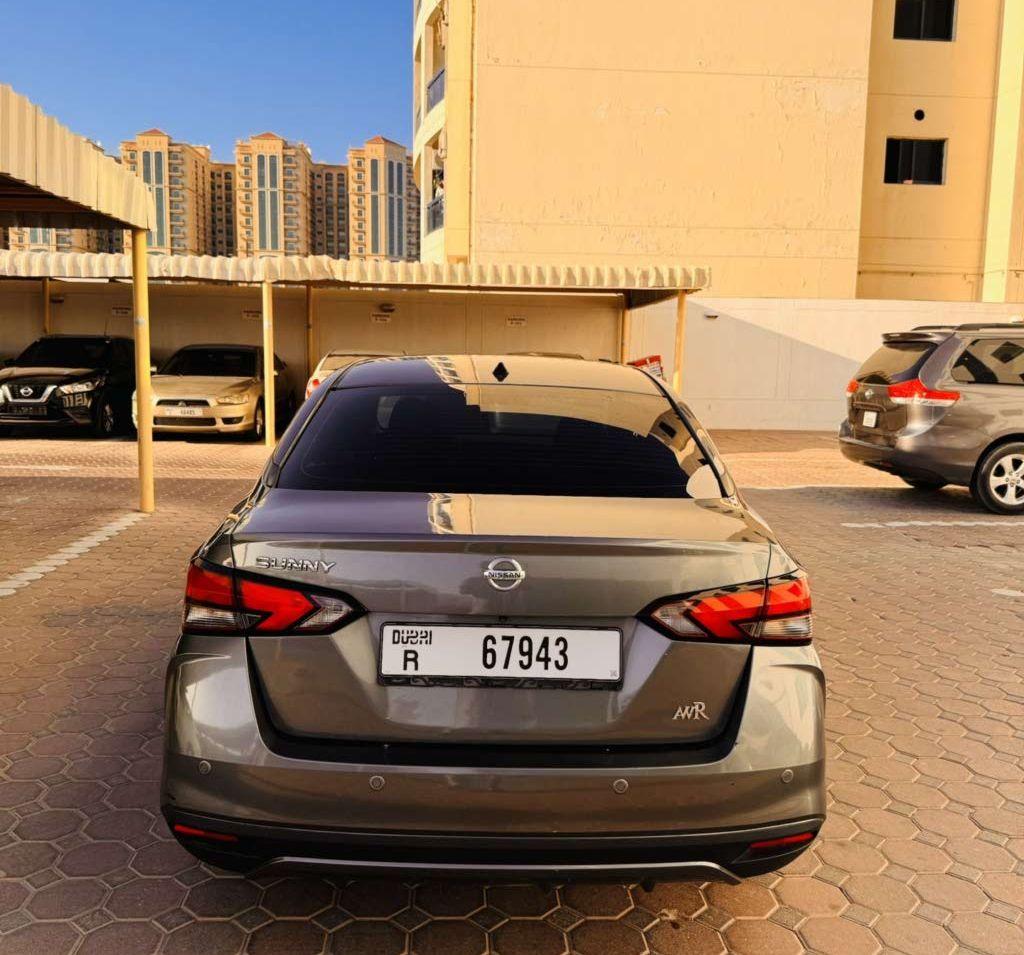 2022 نيسان صني