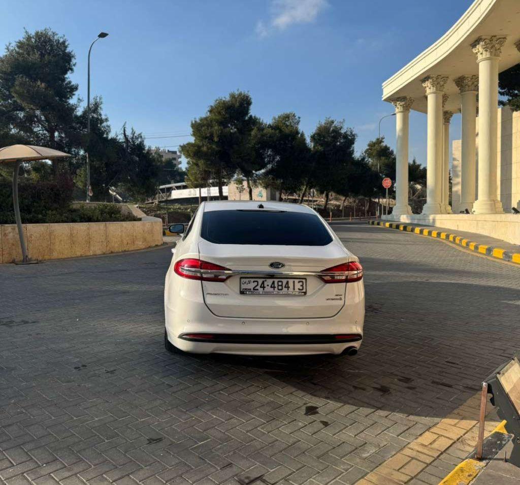 فورد فيوجن SE