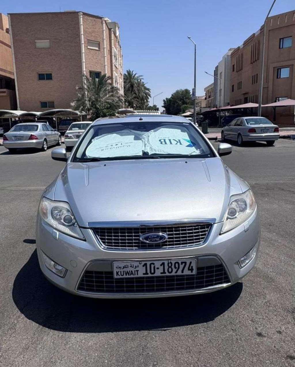 2009 فورد مونديو
