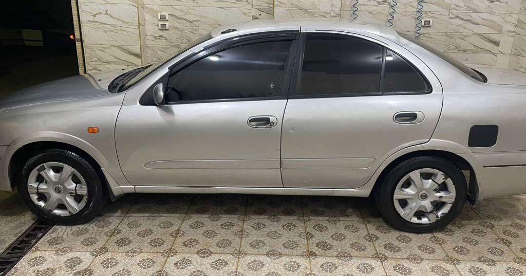 2010 نيسان صني