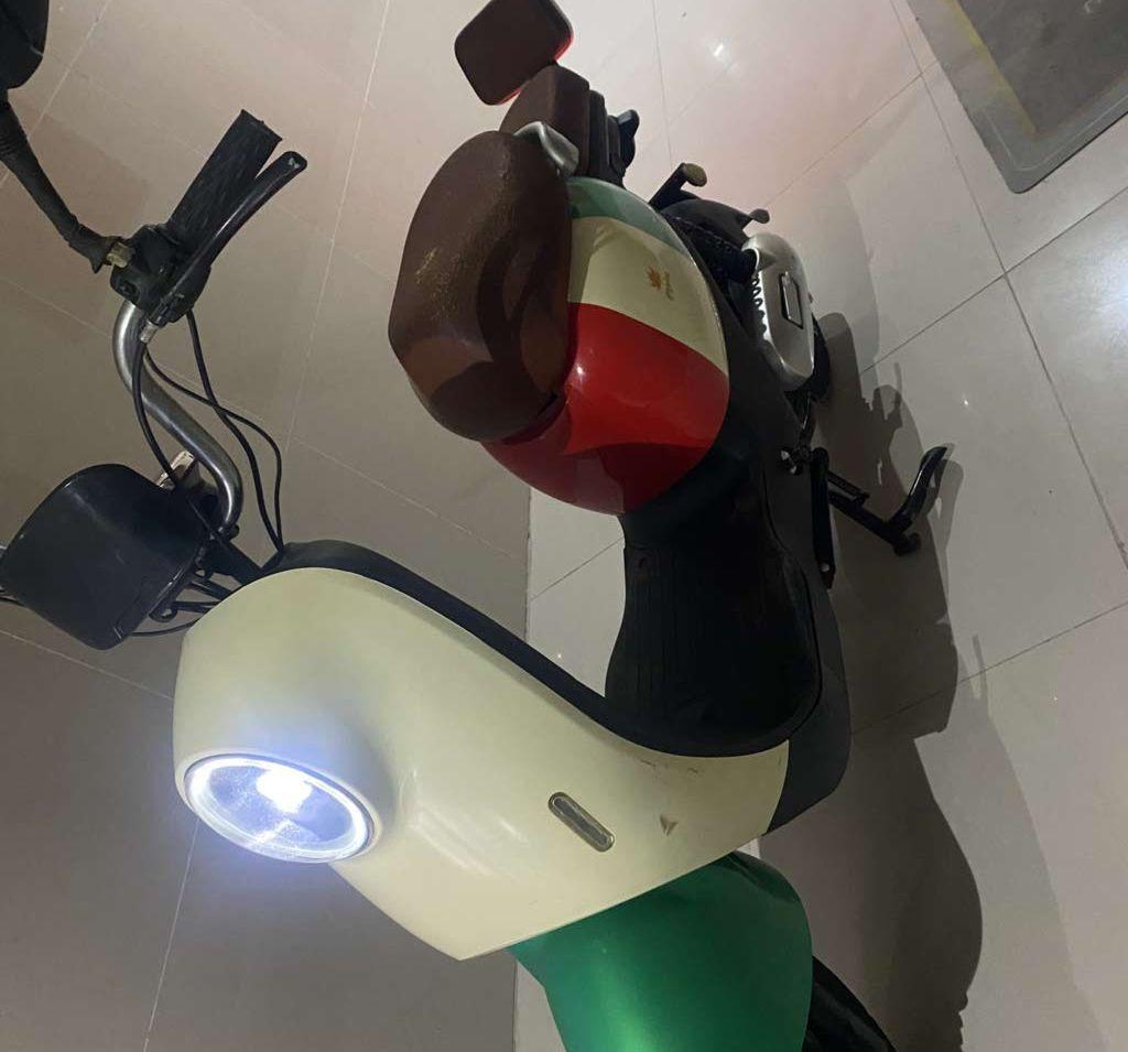 سكوتر كهربائي كبير