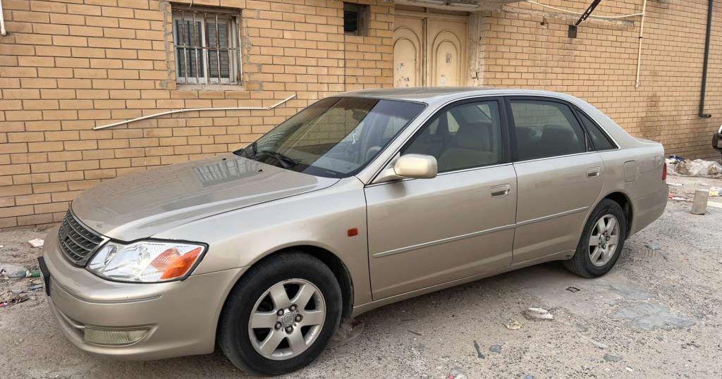 2003 تويوتا افالون