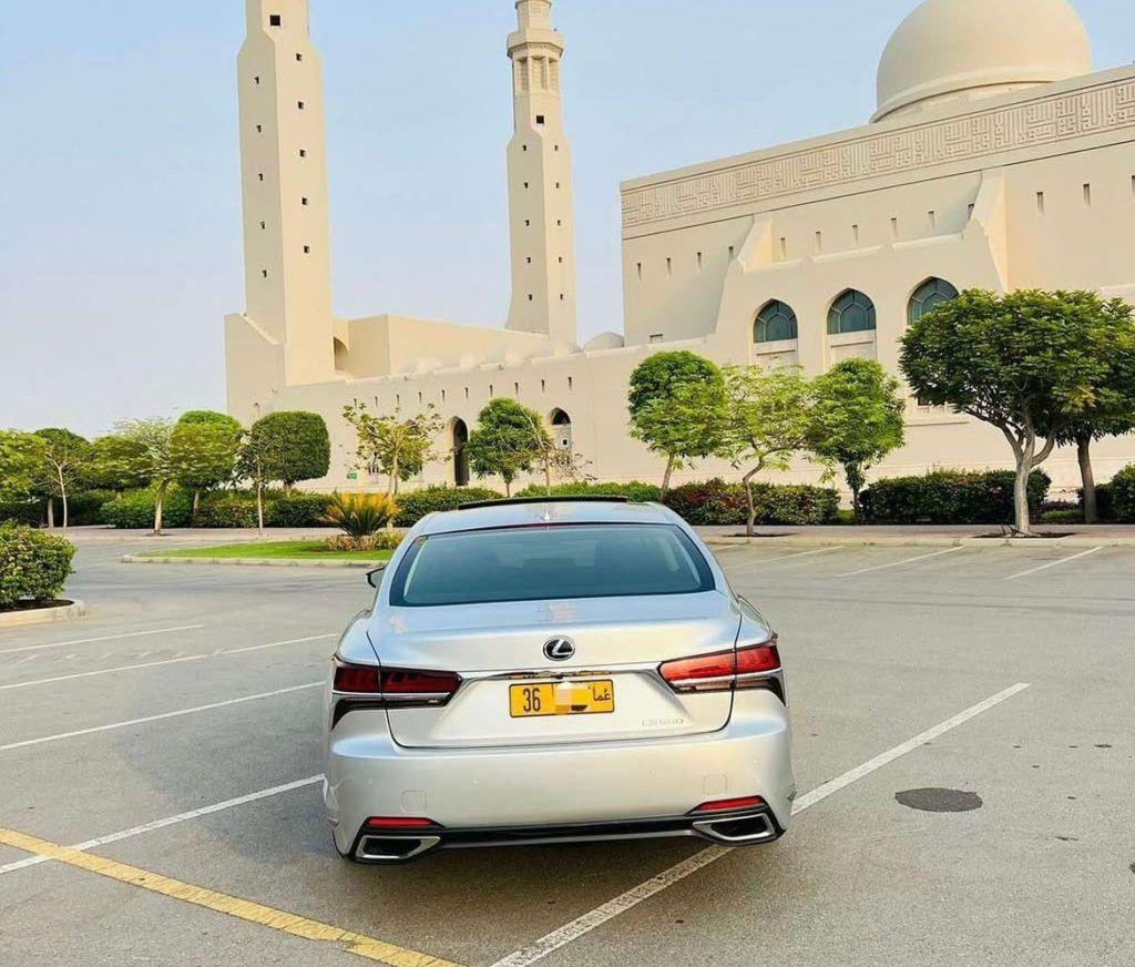 2018 لكزس LS
