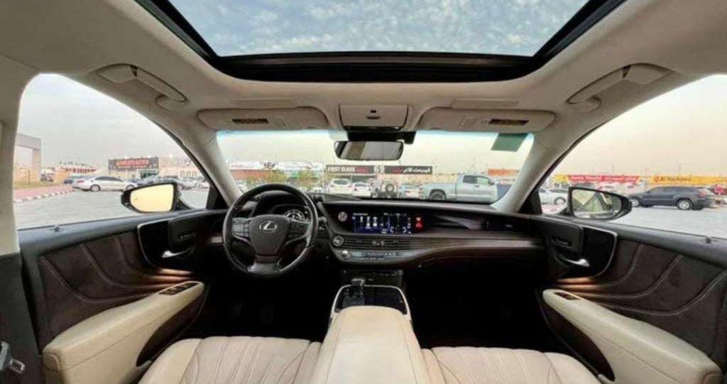 2018 لكزس LS