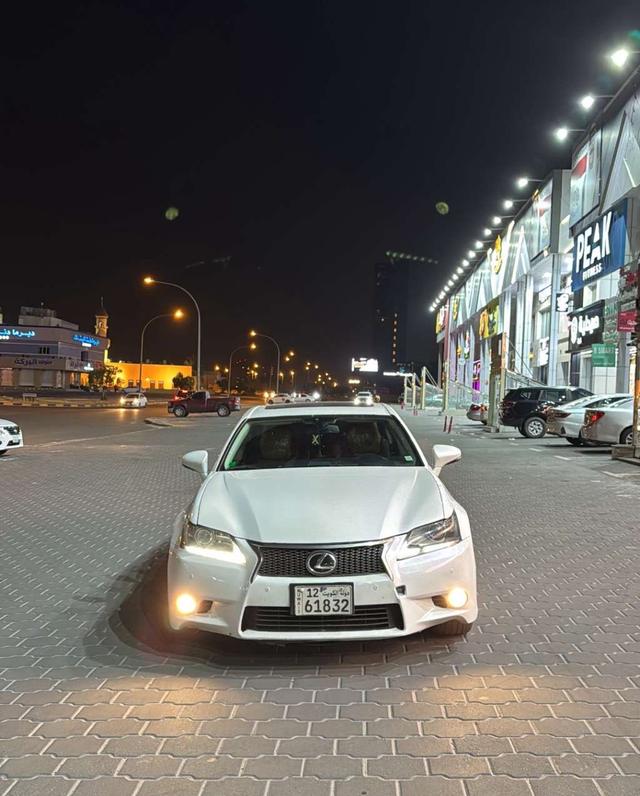 لكزس GS 250