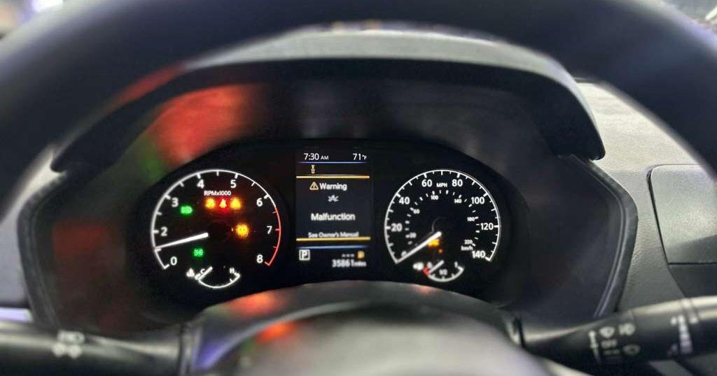 نيسان التيما SV
