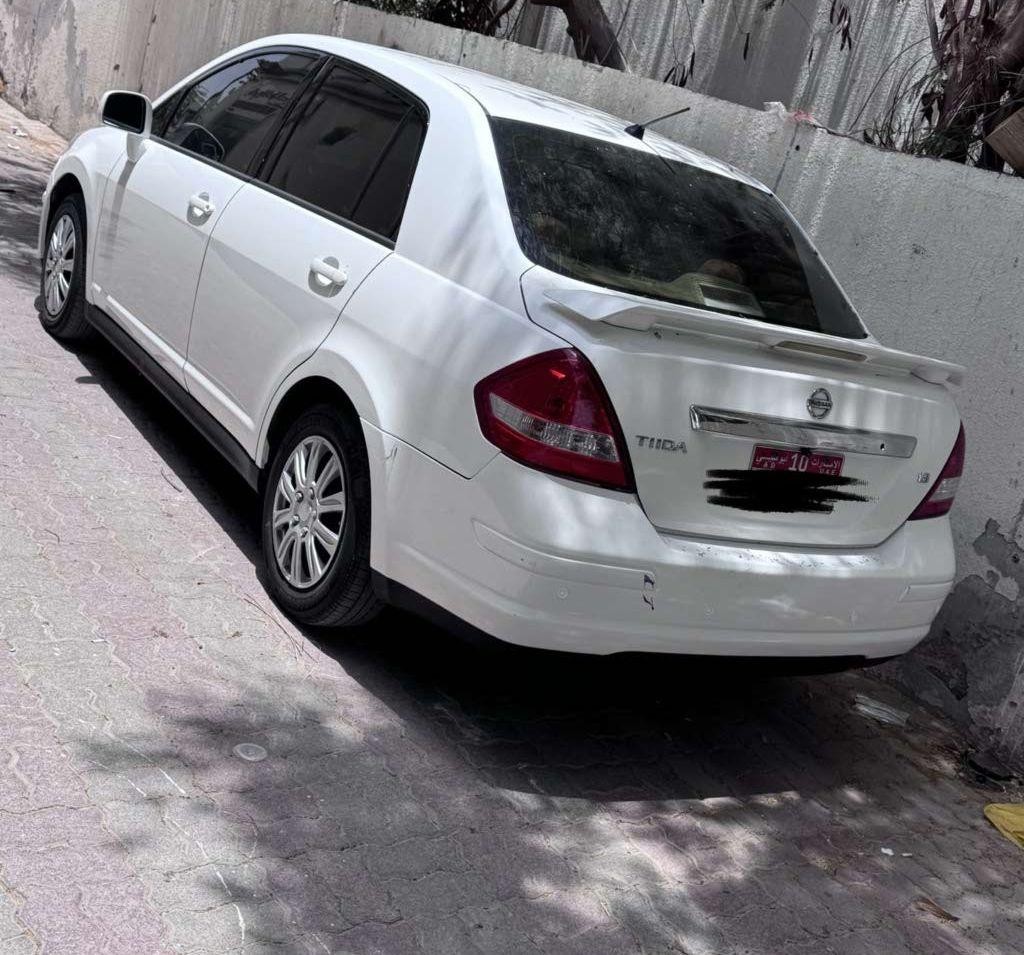 2011 نيسان تيدا