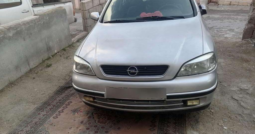 2003 اوبل استرا