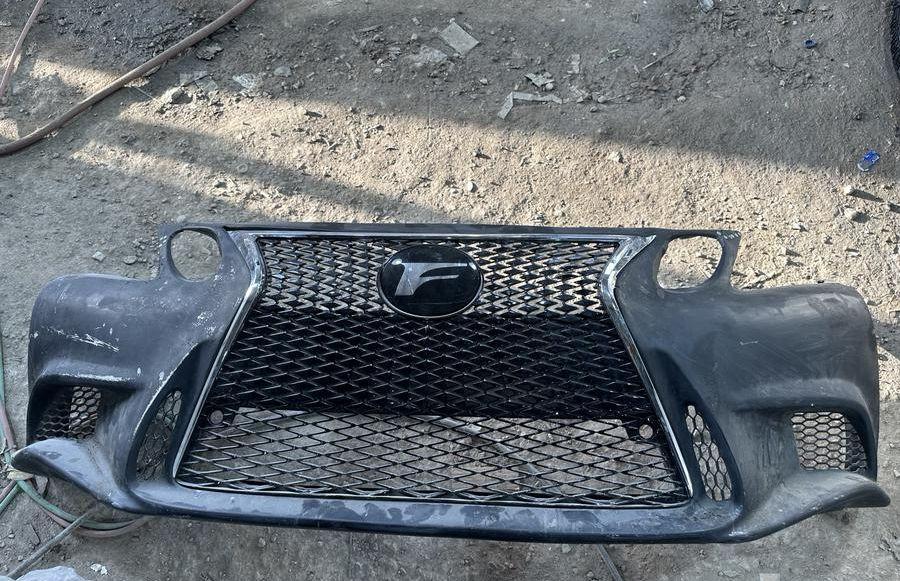 صدام لكزس gs300