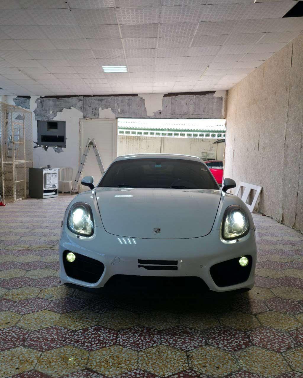 2016 بورش 718